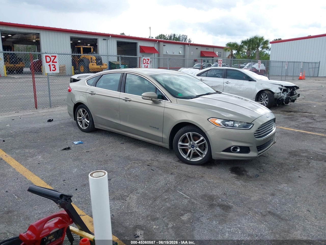 2015 FORD FUSION HYBRID TITANIUM thumbnail 2