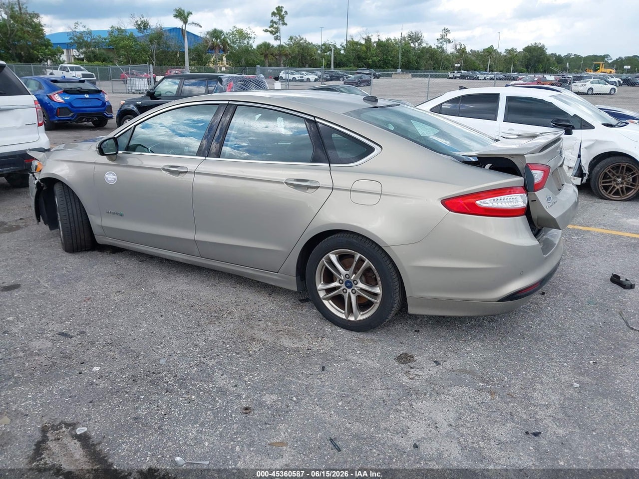 2015 FORD FUSION HYBRID TITANIUM thumbnail 4