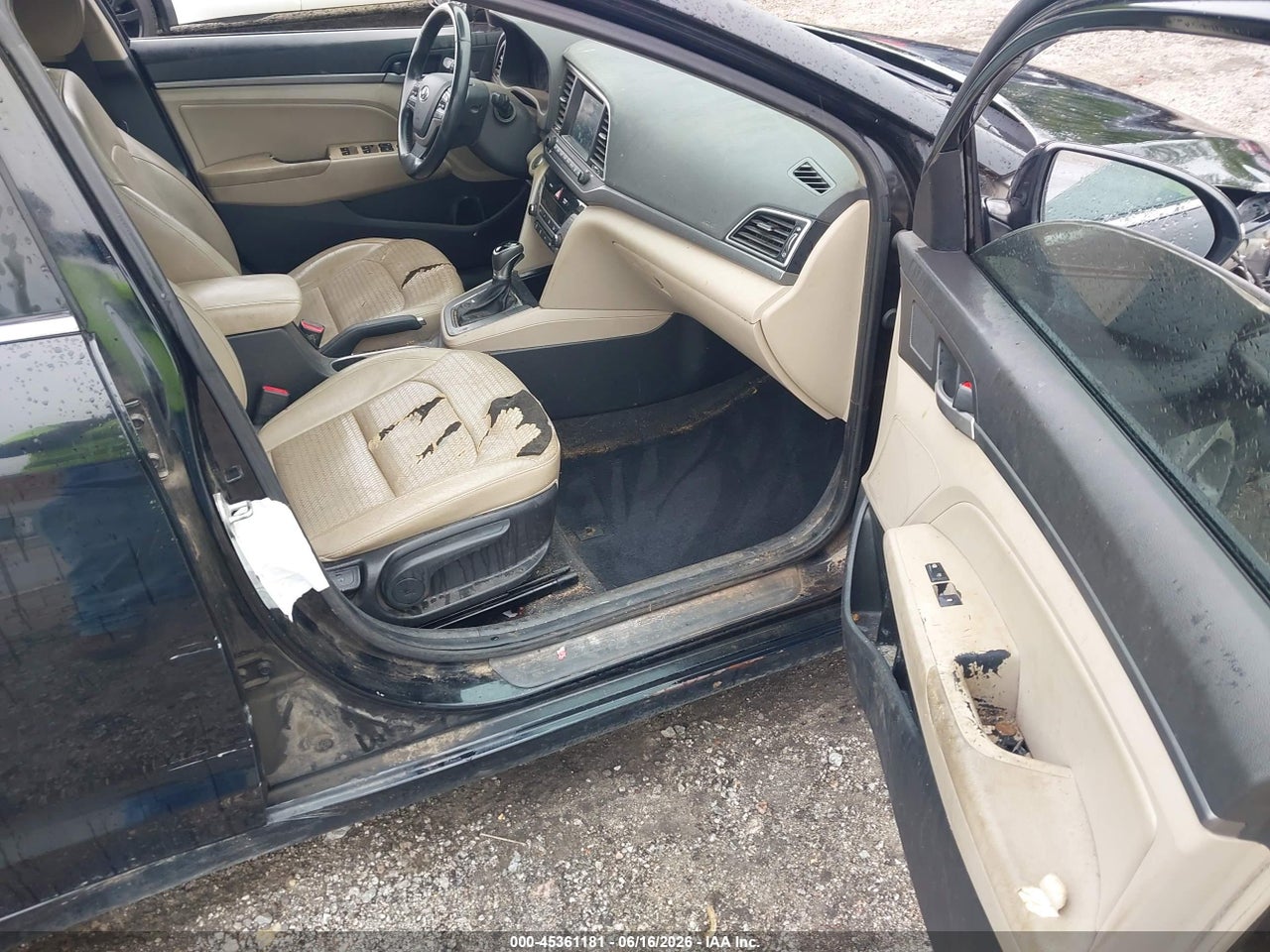 2017 HYUNDAI ELANTRA LIMITED · 5/12