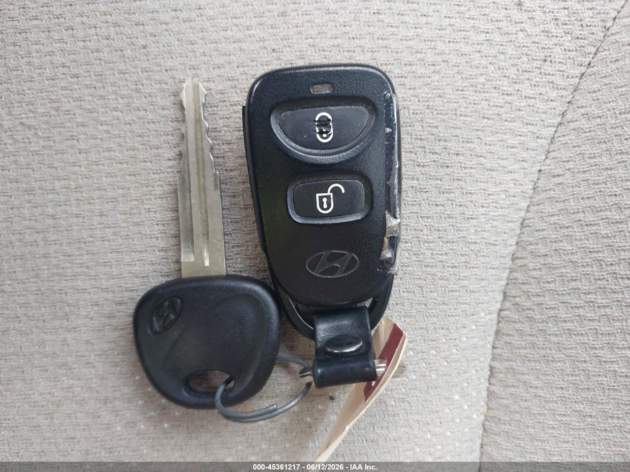 2005 HYUNDAI TUCSON GL thumbnail 12