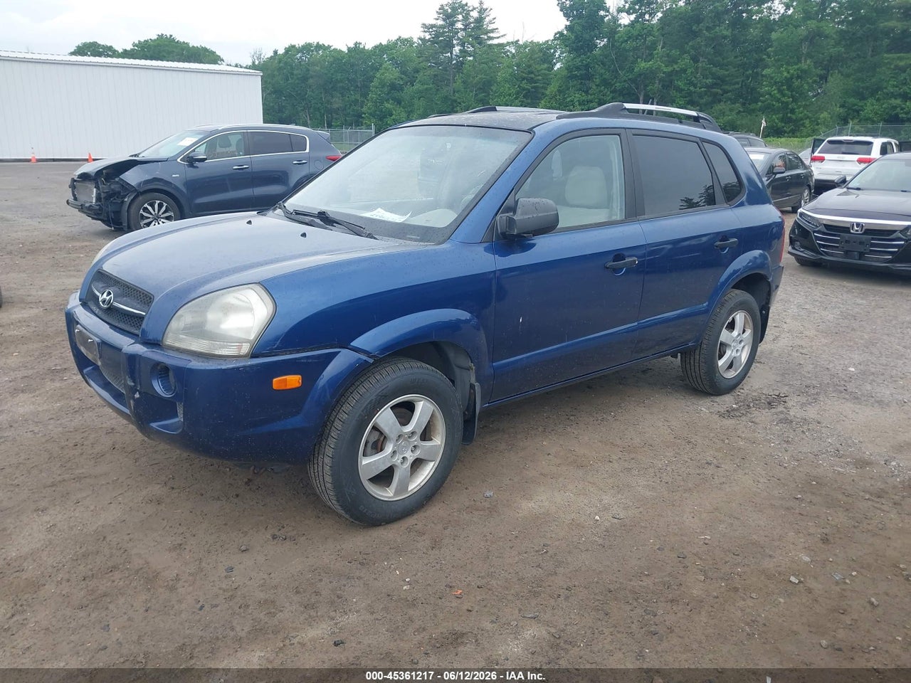 2005 HYUNDAI TUCSON GL thumbnail 3