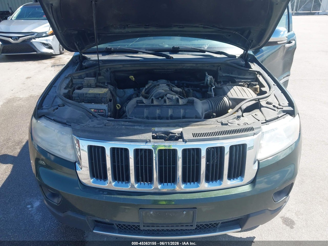 2011 JEEP GRAND CHEROKEE LIMITED thumbnail 11