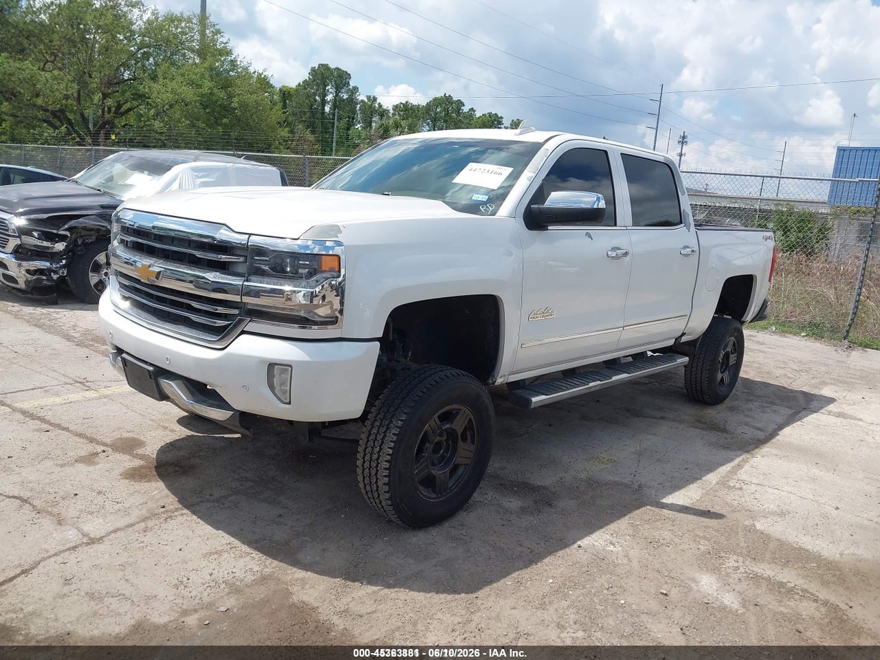 2016 CHEVROLET SILVERADO 1500 HIGH COUNTRY thumbnail 3