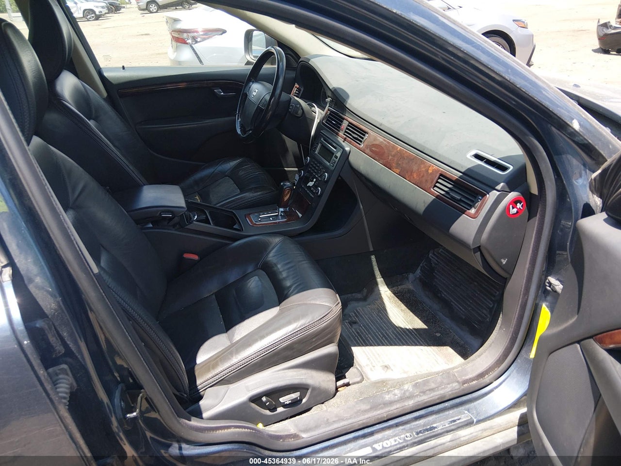 2008 VOLVO XC70 3.2 thumbnail 6