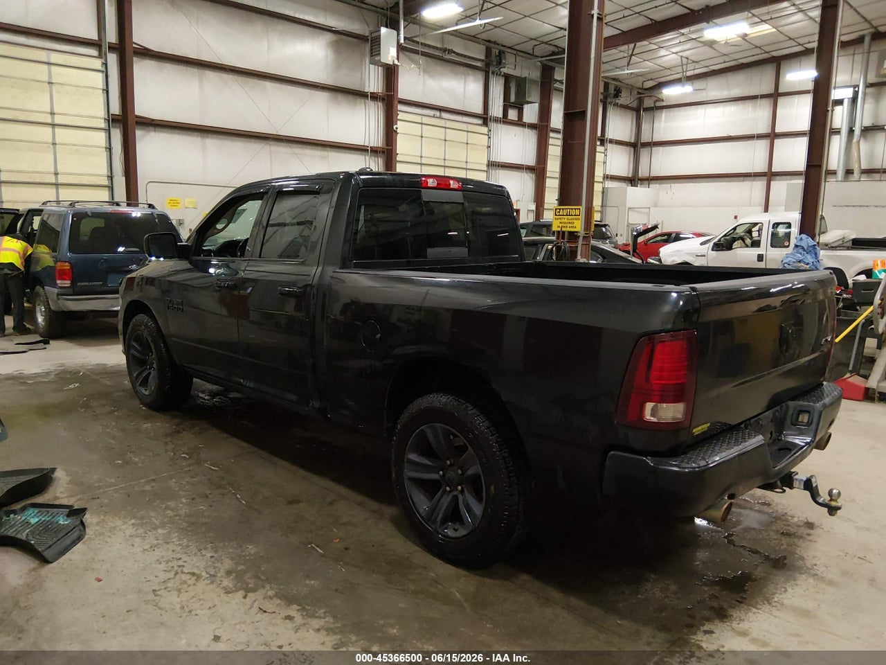 2015 RAM 1500 SPORT thumbnail 4