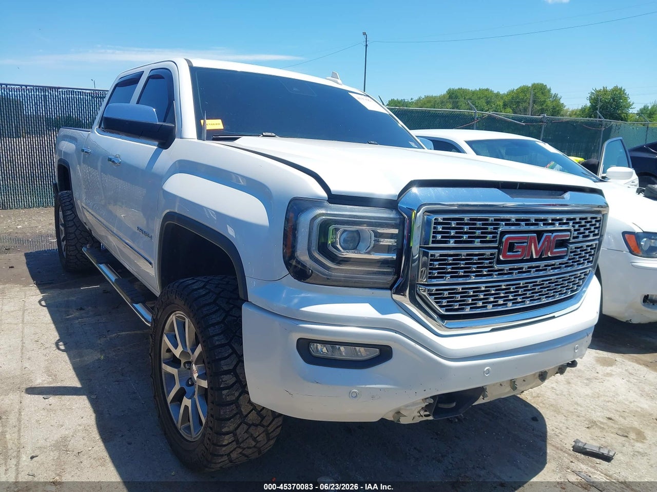 2017 GMC SIERRA 1500 DENALI thumbnail 2