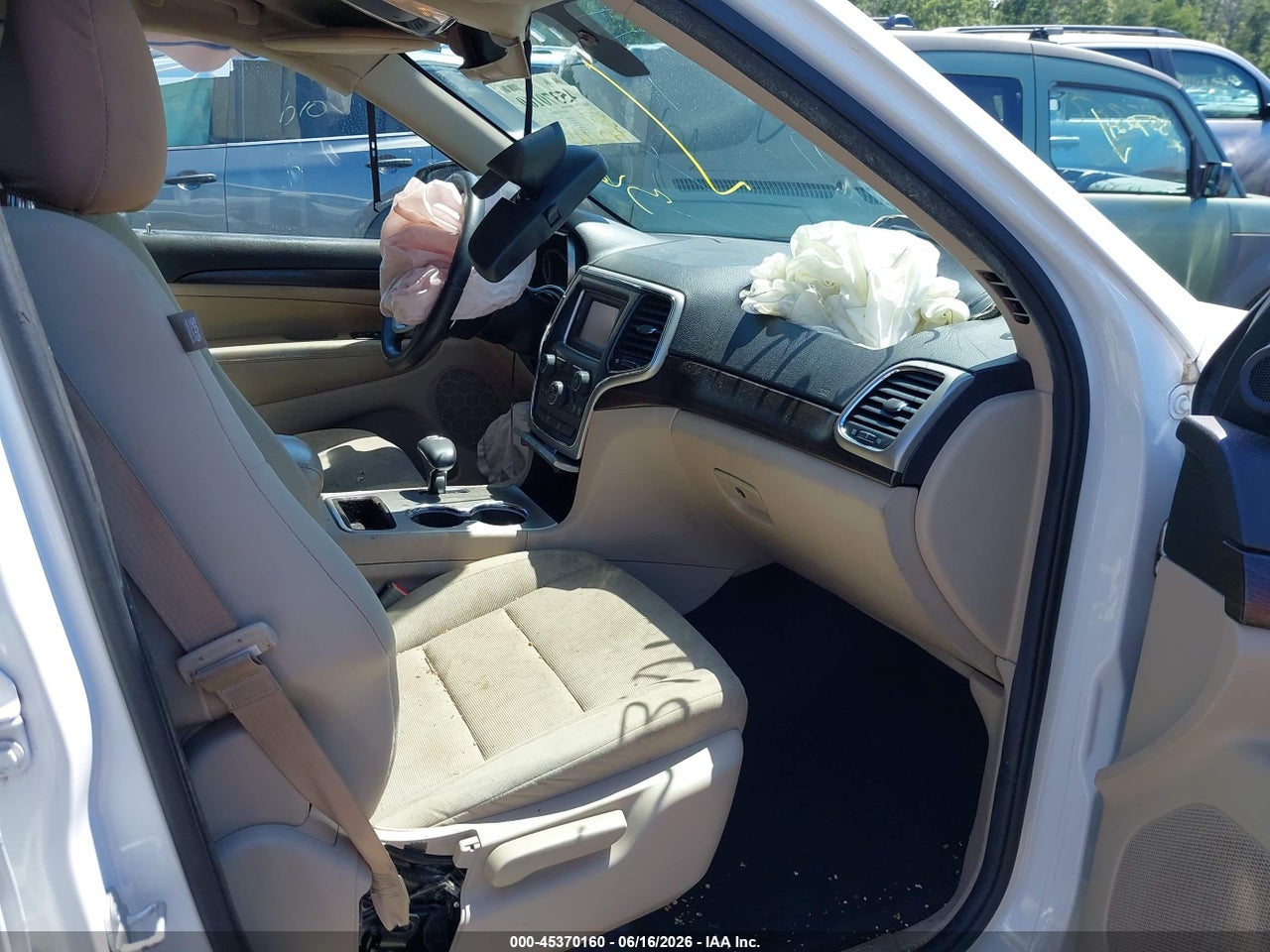 2014 JEEP GRAND CHEROKEE LAREDO thumbnail 6
