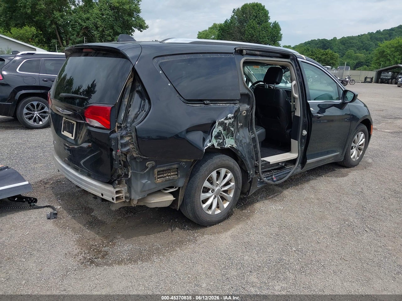 2019 CHRYSLER PACIFICA TOURING L thumbnail 5