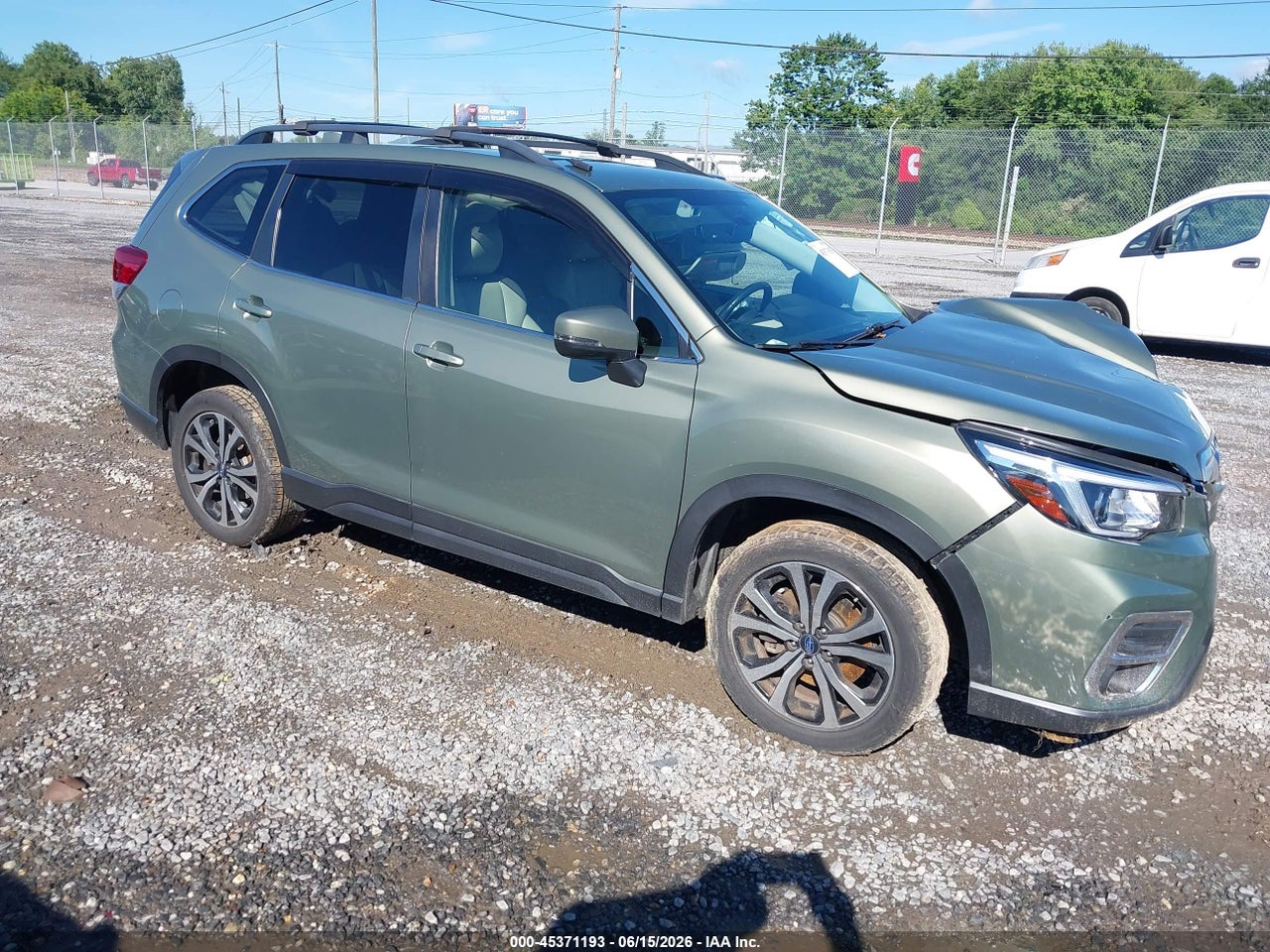 2019 SUBARU FORESTER LIMITED thumbnail 2