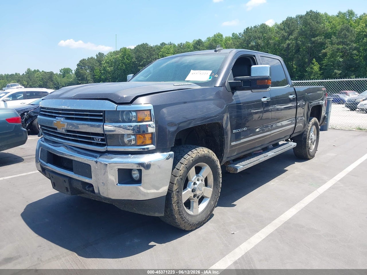 2016 CHEVROLET SILVERADO 2500HD LTZ thumbnail 3
