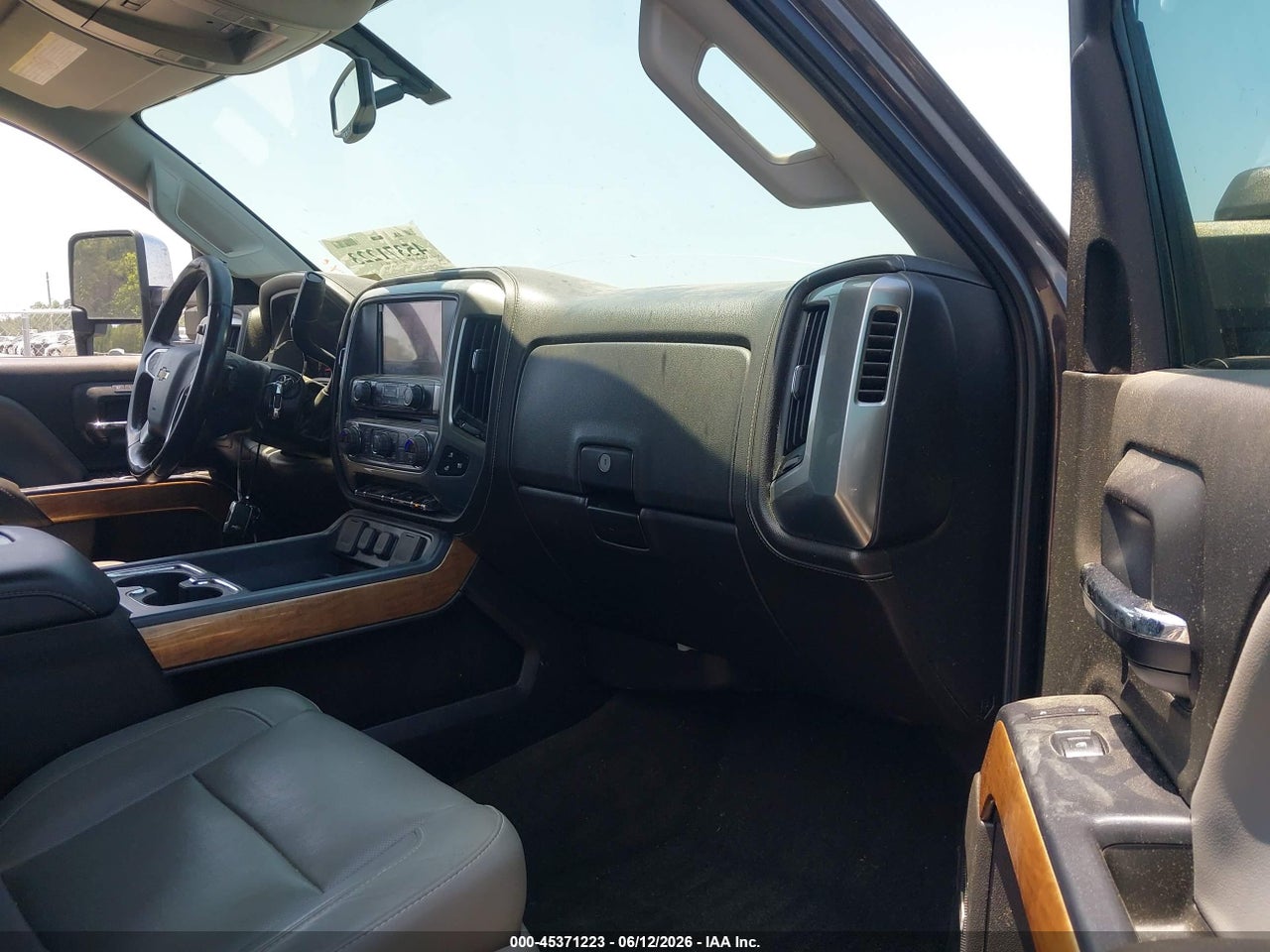 2016 CHEVROLET SILVERADO 2500HD LTZ thumbnail 6