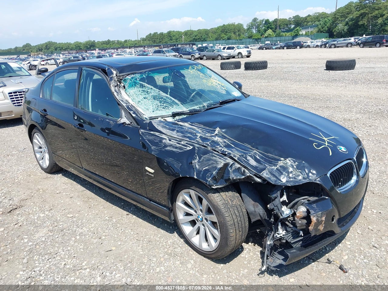 2011 BMW 328I XDRIVE thumbnail 2
