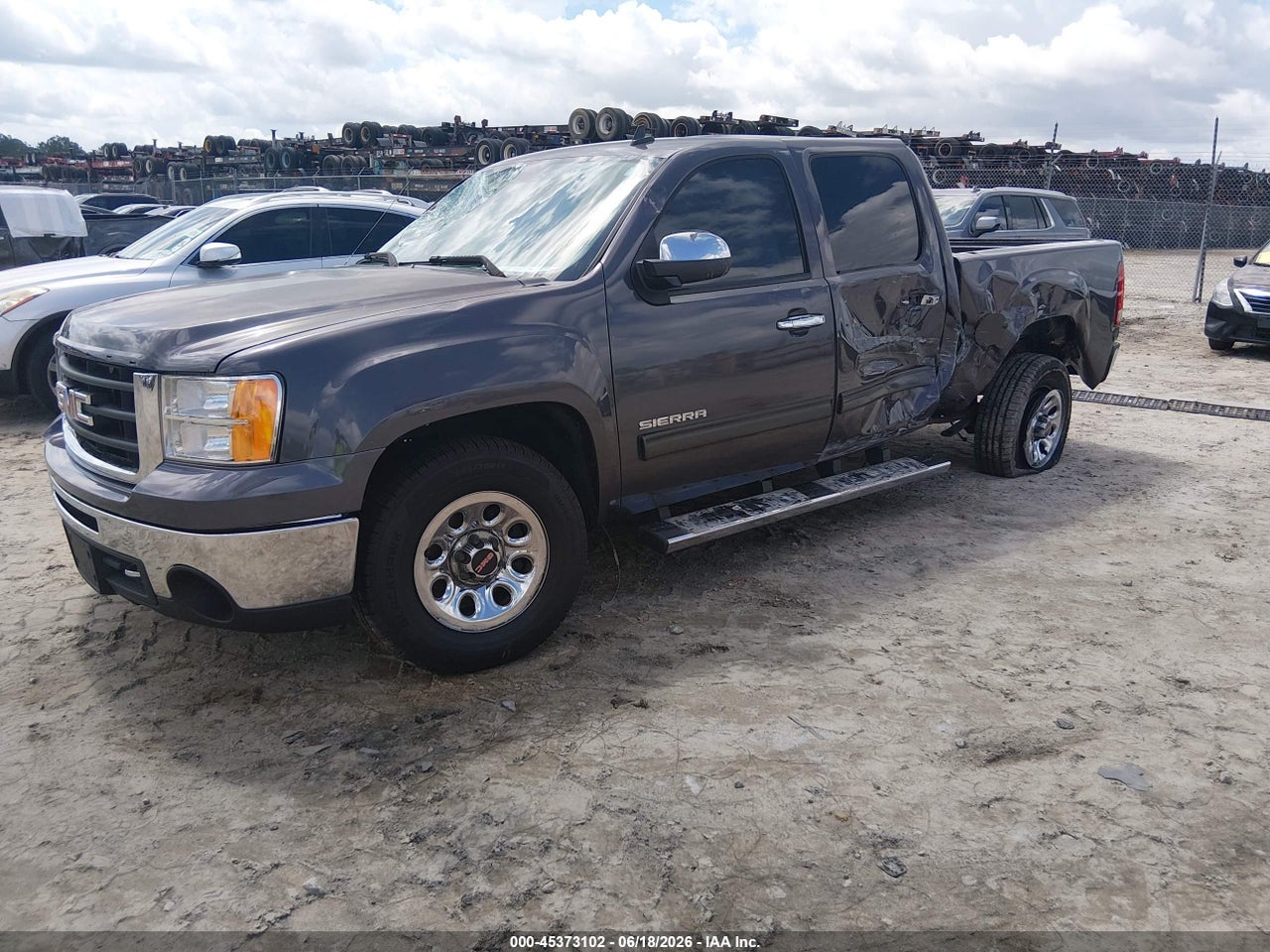 2010 GMC SIERRA 1500 SL thumbnail 3