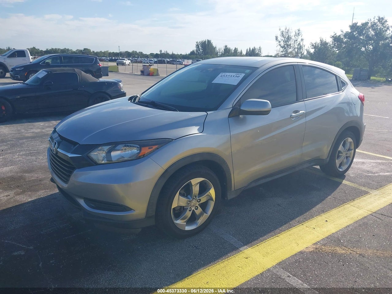 2017 HONDA HR-V LX thumbnail 3