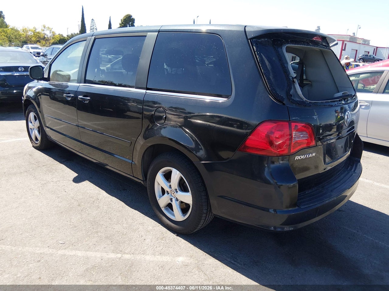 2009 VOLKSWAGEN ROUTAN SEL thumbnail 4
