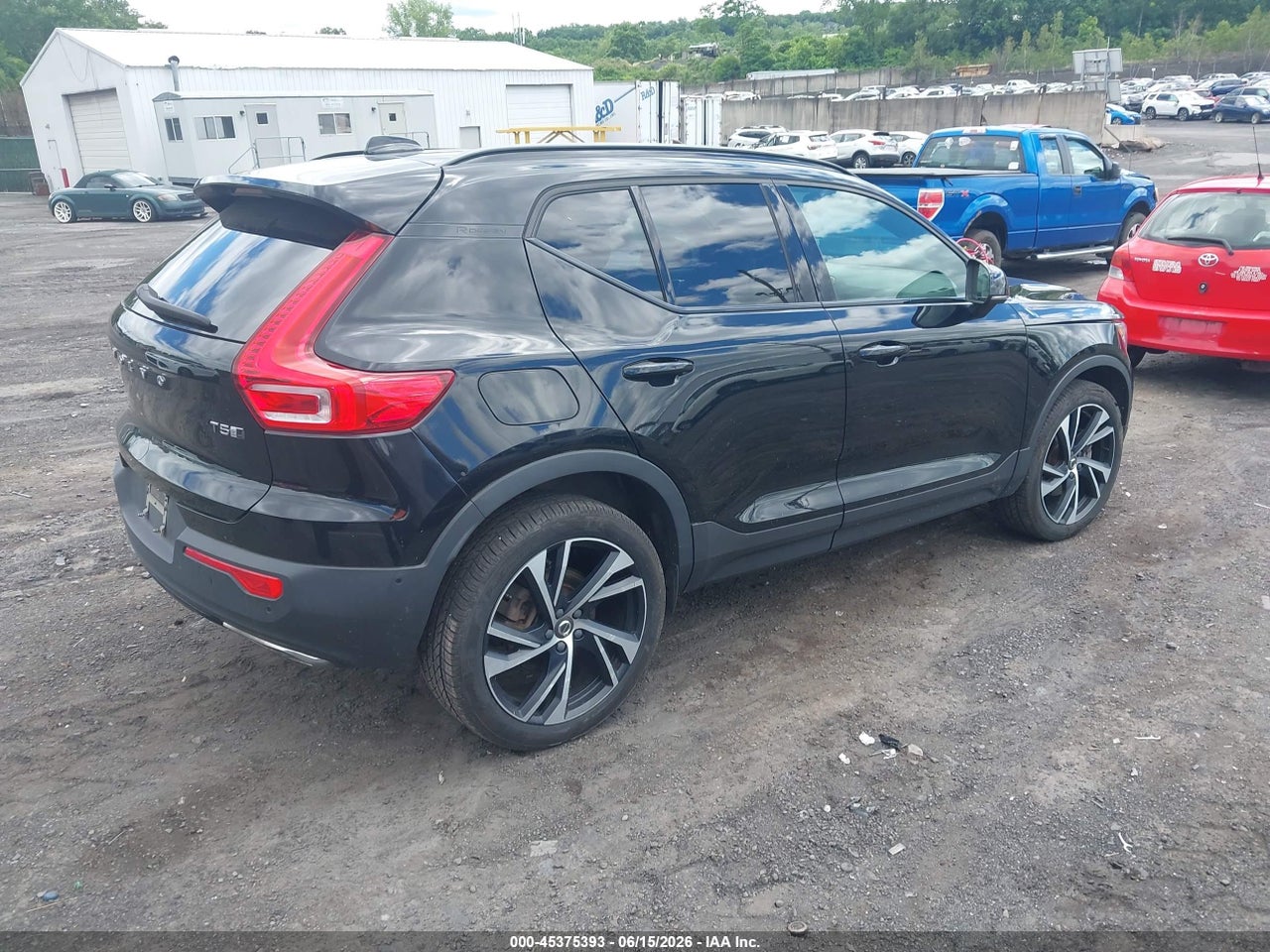 2019 VOLVO XC40 T5 R-DESIGN · 4/12