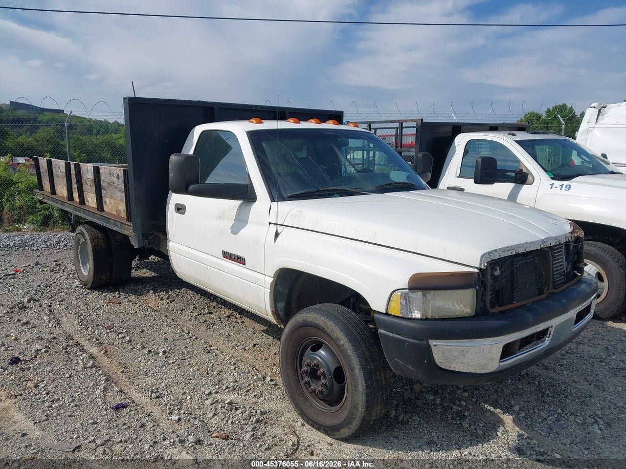 1999 DODGE RAM 3500 ST thumbnail 2