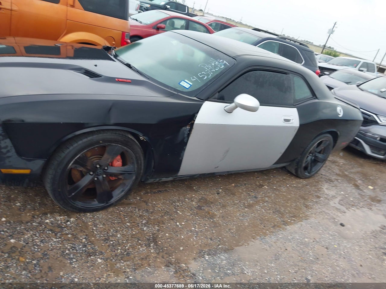 2010 DODGE CHALLENGER SRT8 thumbnail 7