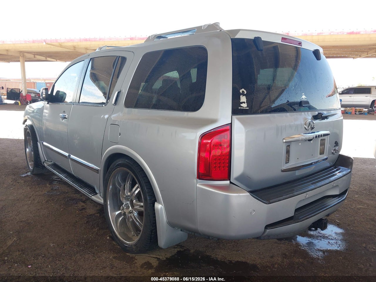 2007 INFINITI QX56   · 3/12