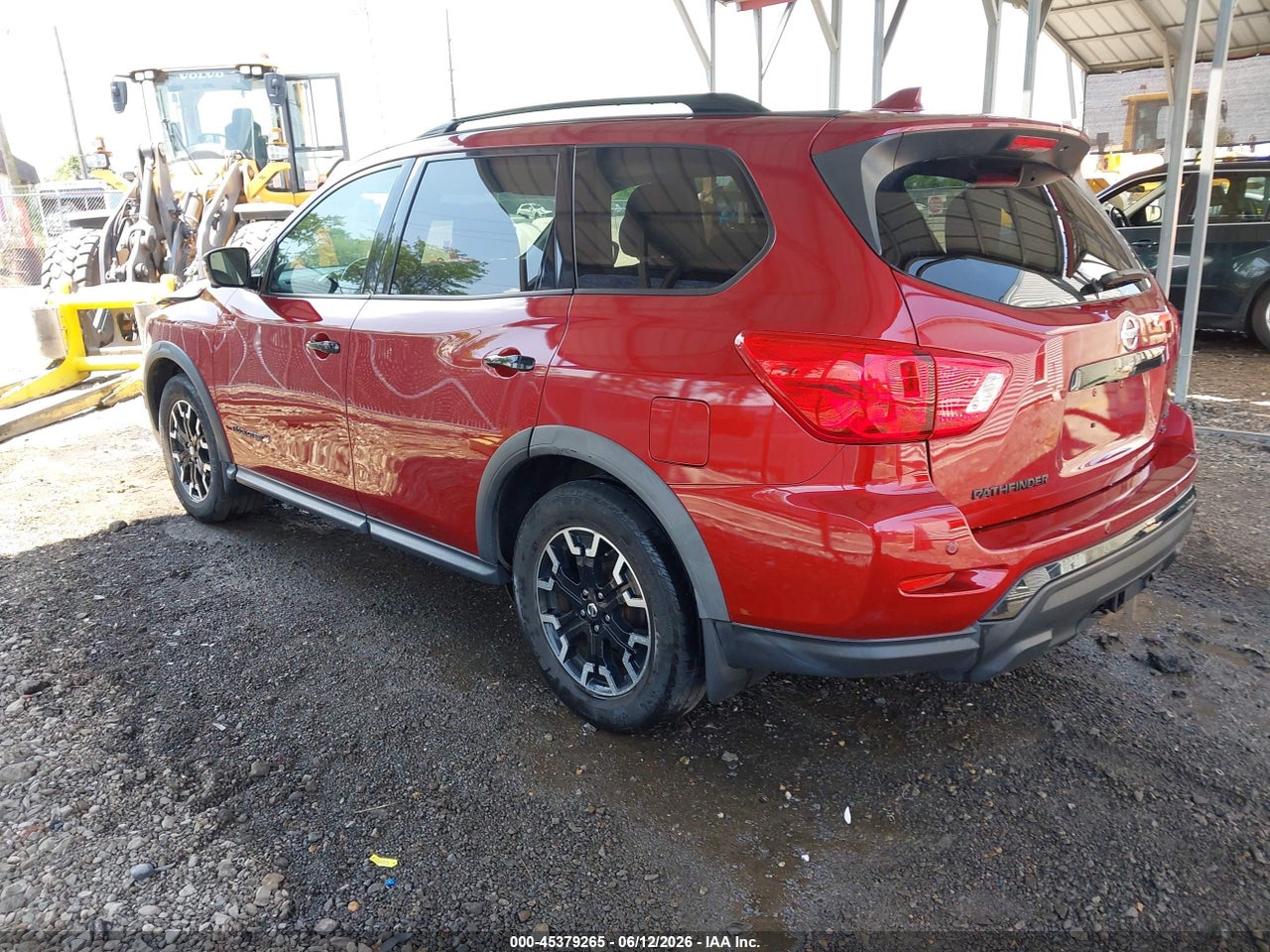 2019 NISSAN PATHFINDER SL thumbnail 4