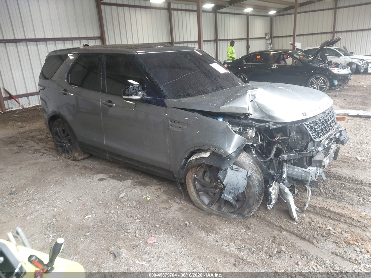 SALRU2RV9L2****** · 2020 LAND ROVER DISCOVERY LANDMARK EDITION