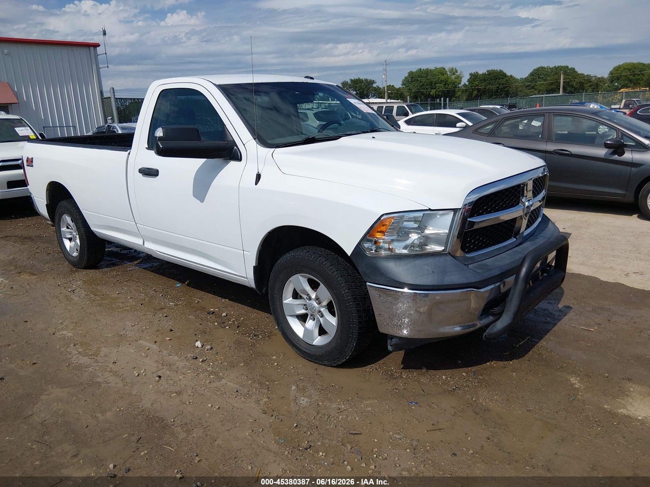 2015 RAM 1500 TRADESMAN thumbnail 2