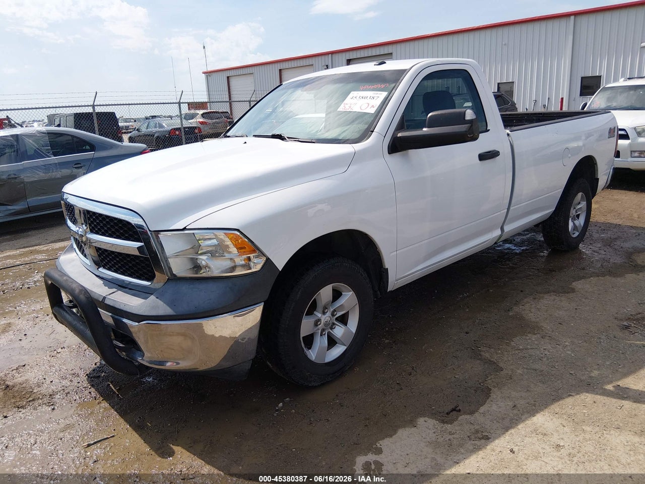 2015 RAM 1500 TRADESMAN thumbnail 3