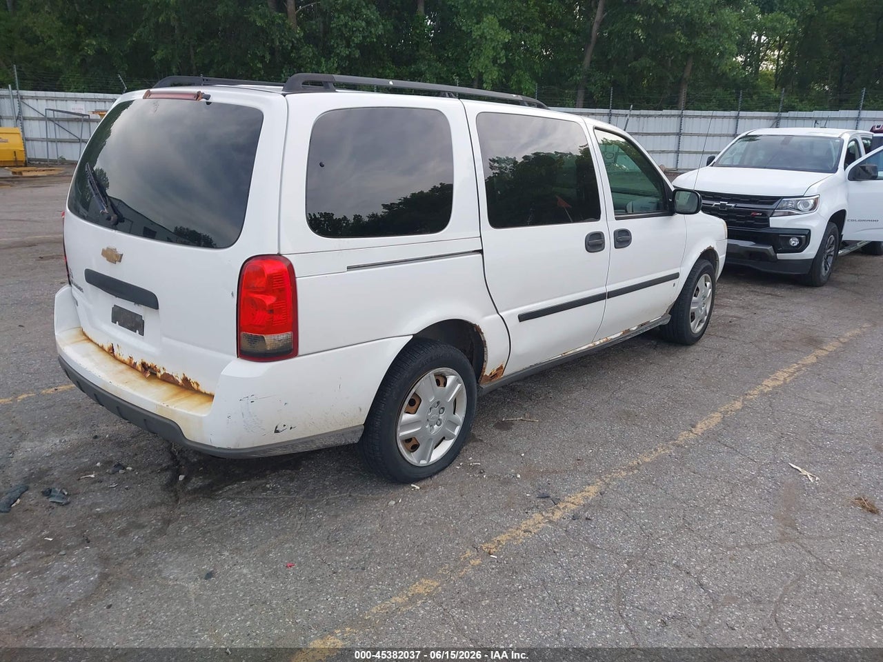 2008 CHEVROLET UPLANDER LS thumbnail 5