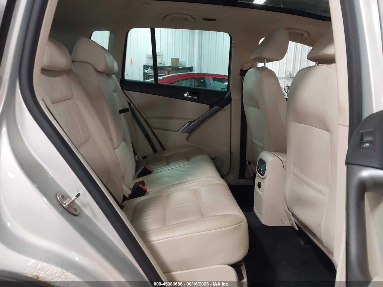 2009 VOLKSWAGEN TIGUAN SEL thumbnail 9