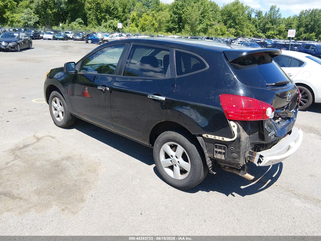 2010 NISSAN ROGUE S · 3/12