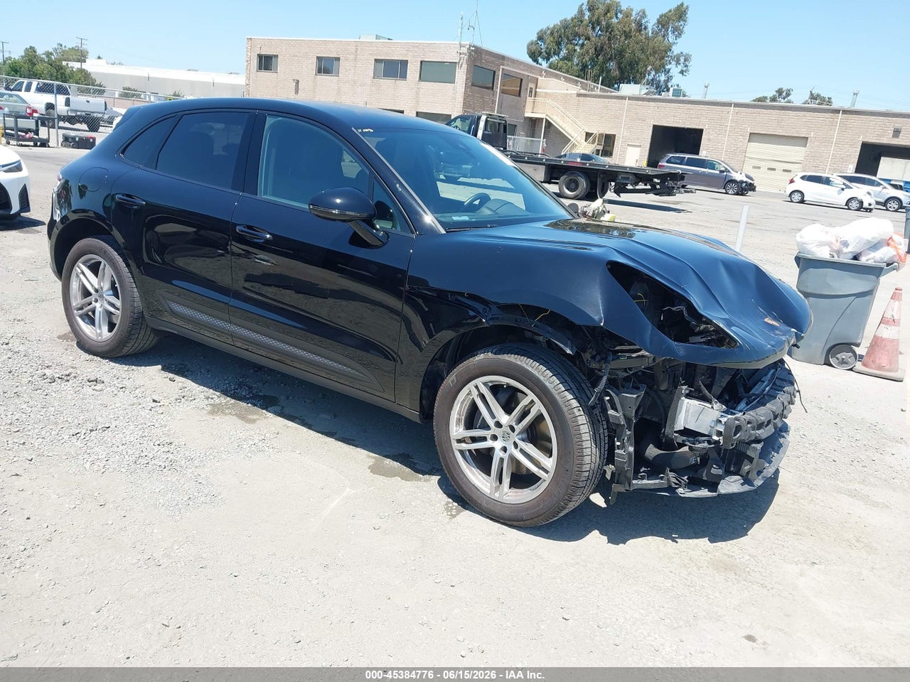 2023 PORSCHE MACAN T thumbnail 2