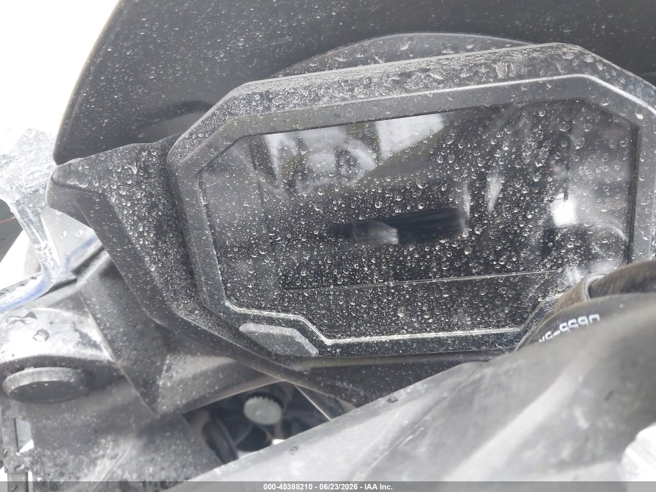 2025 KAWASAKI EX650 P thumbnail 8