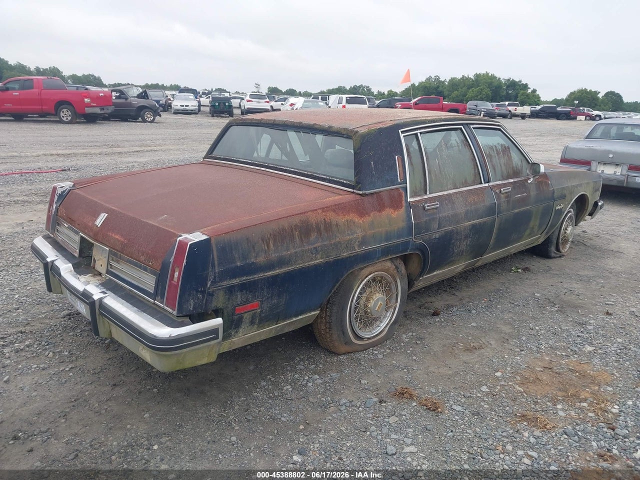 1G3AX69Y8CM****** · 1982 OLDSMOBILE 98 REGENCY · 4/12
