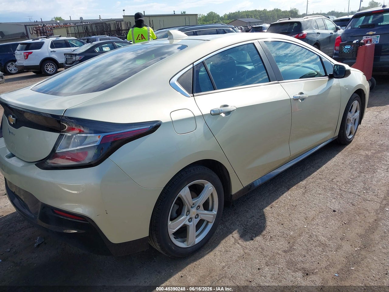 2017 CHEVROLET VOLT LT thumbnail 5