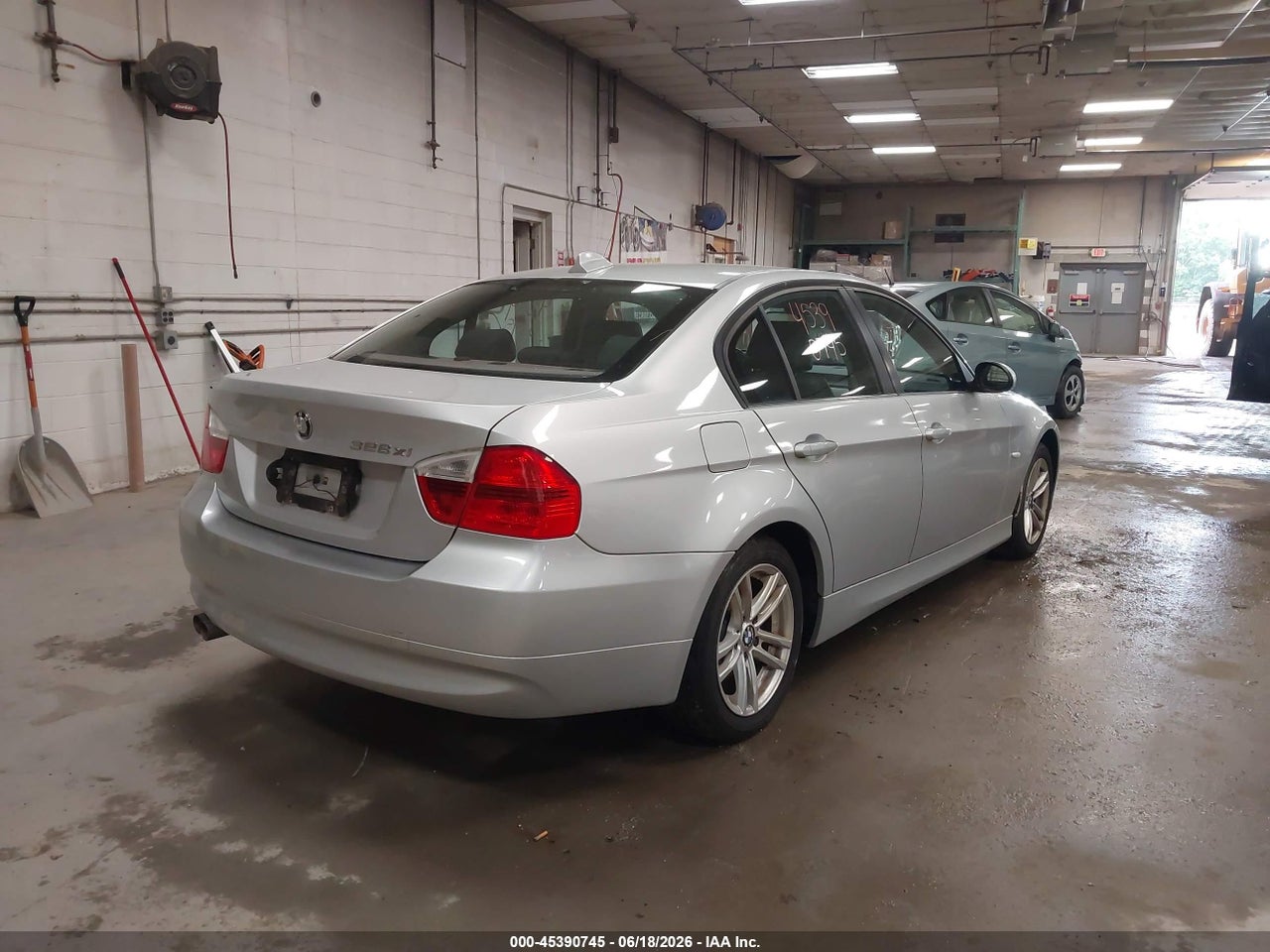 Image 4