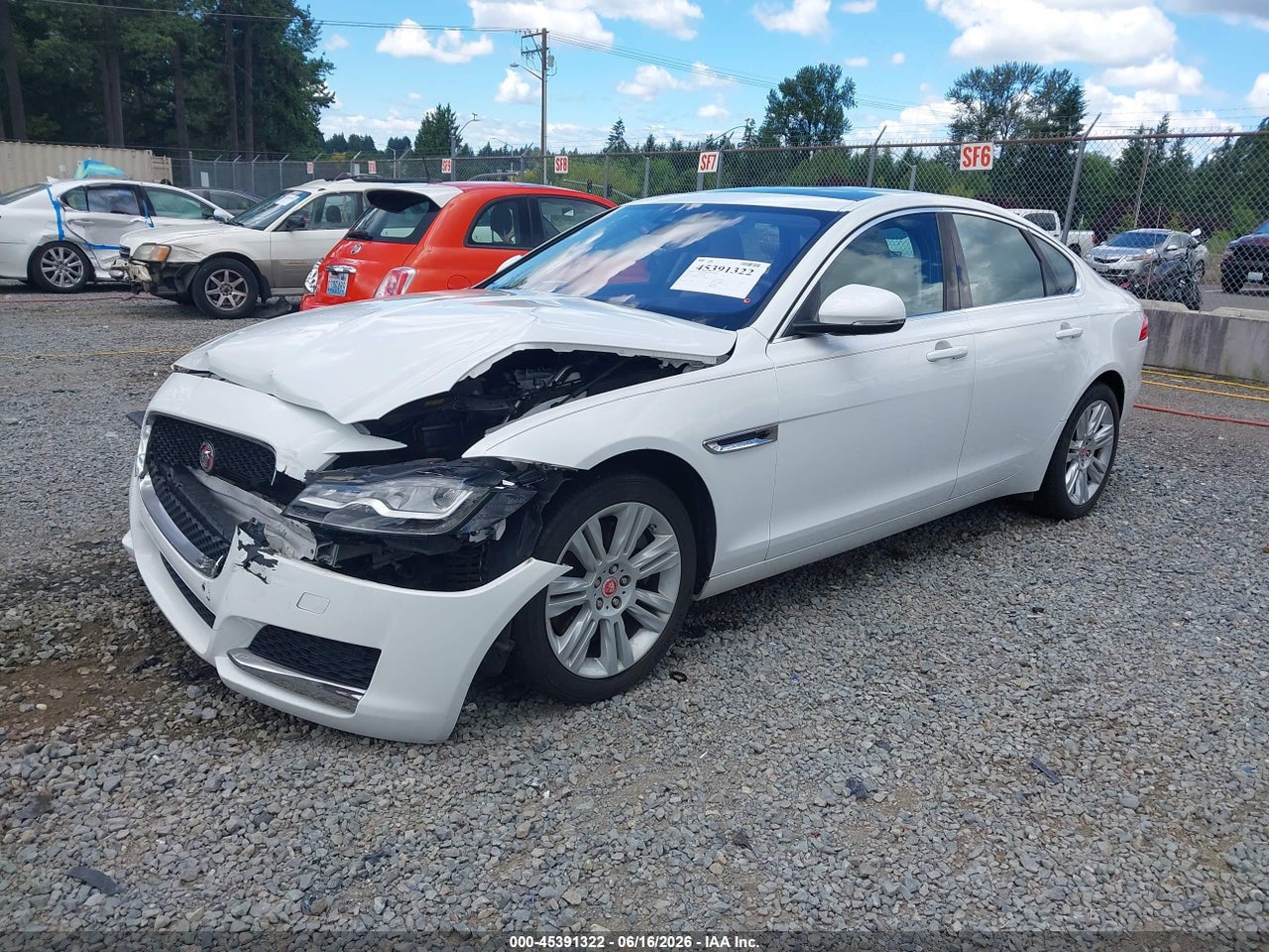 2016 JAGUAR XF 35T PRESTIGE thumbnail 3