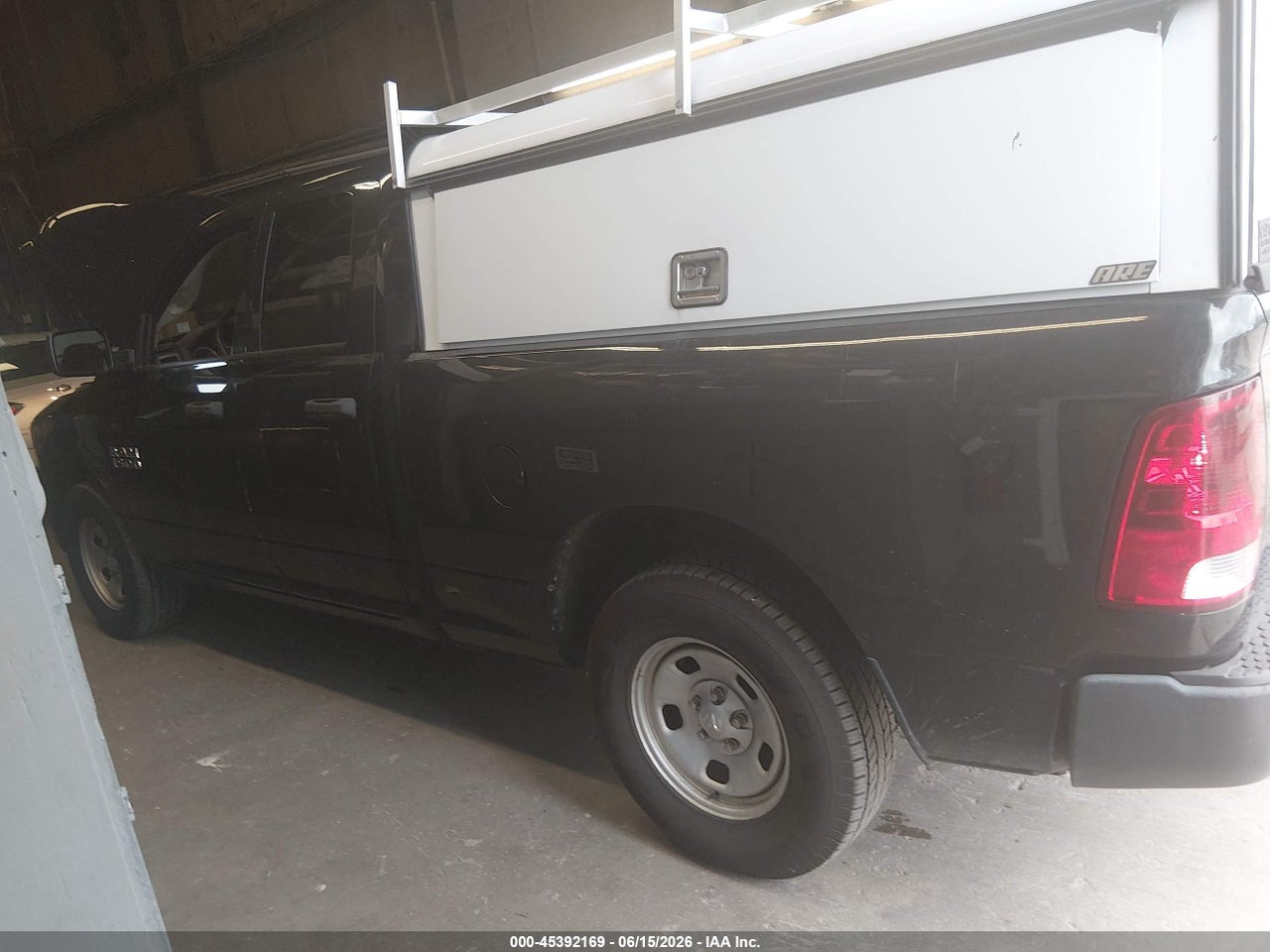 2016 RAM 1500 TRADESMAN thumbnail 4