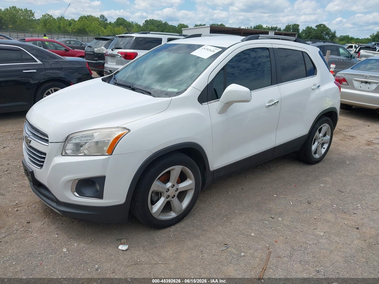 2015 CHEVROLET TRAX LTZ thumbnail 3