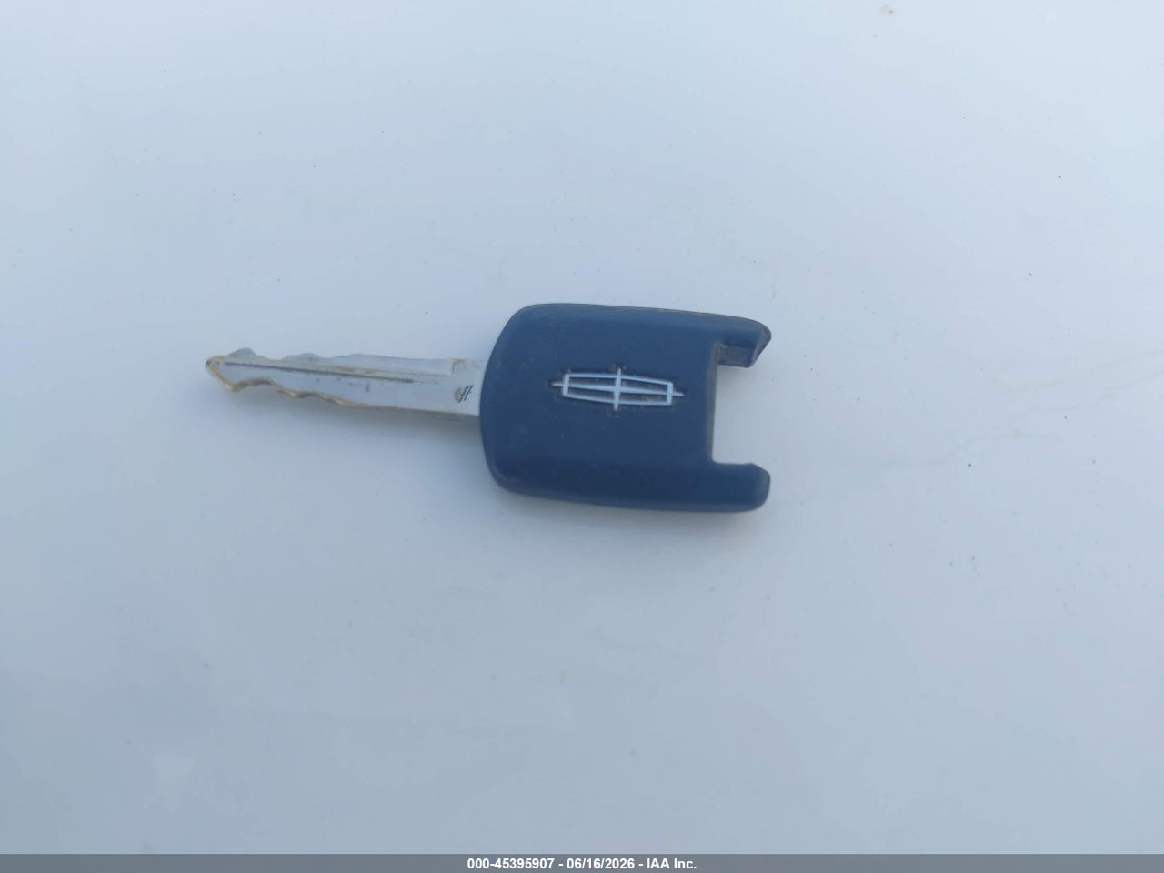 2008 LINCOLN TOWN CAR SIGNATURE LIMITED thumbnail 12