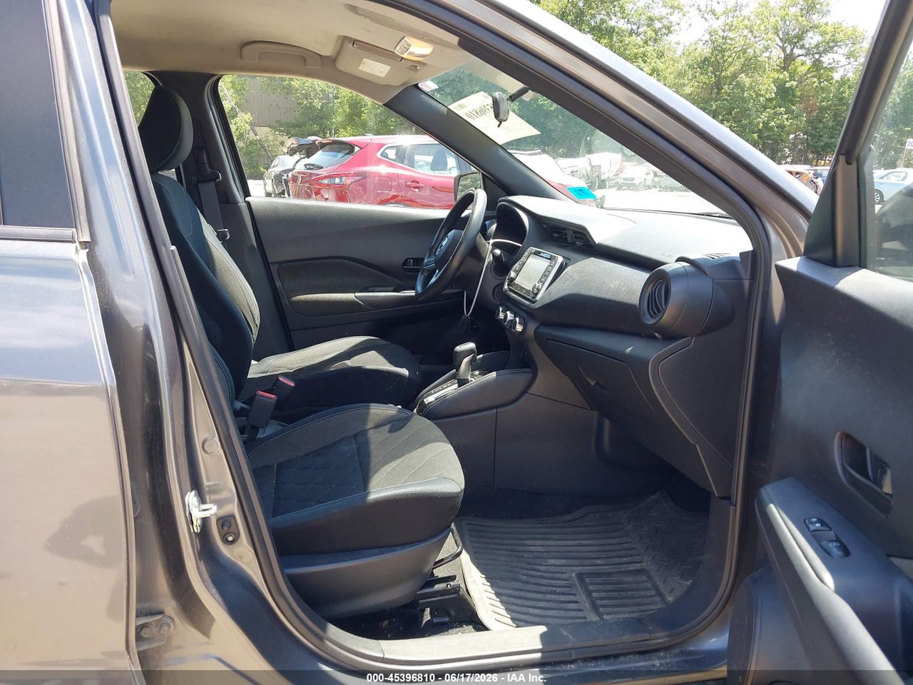 2018 NISSAN KICKS S thumbnail 6
