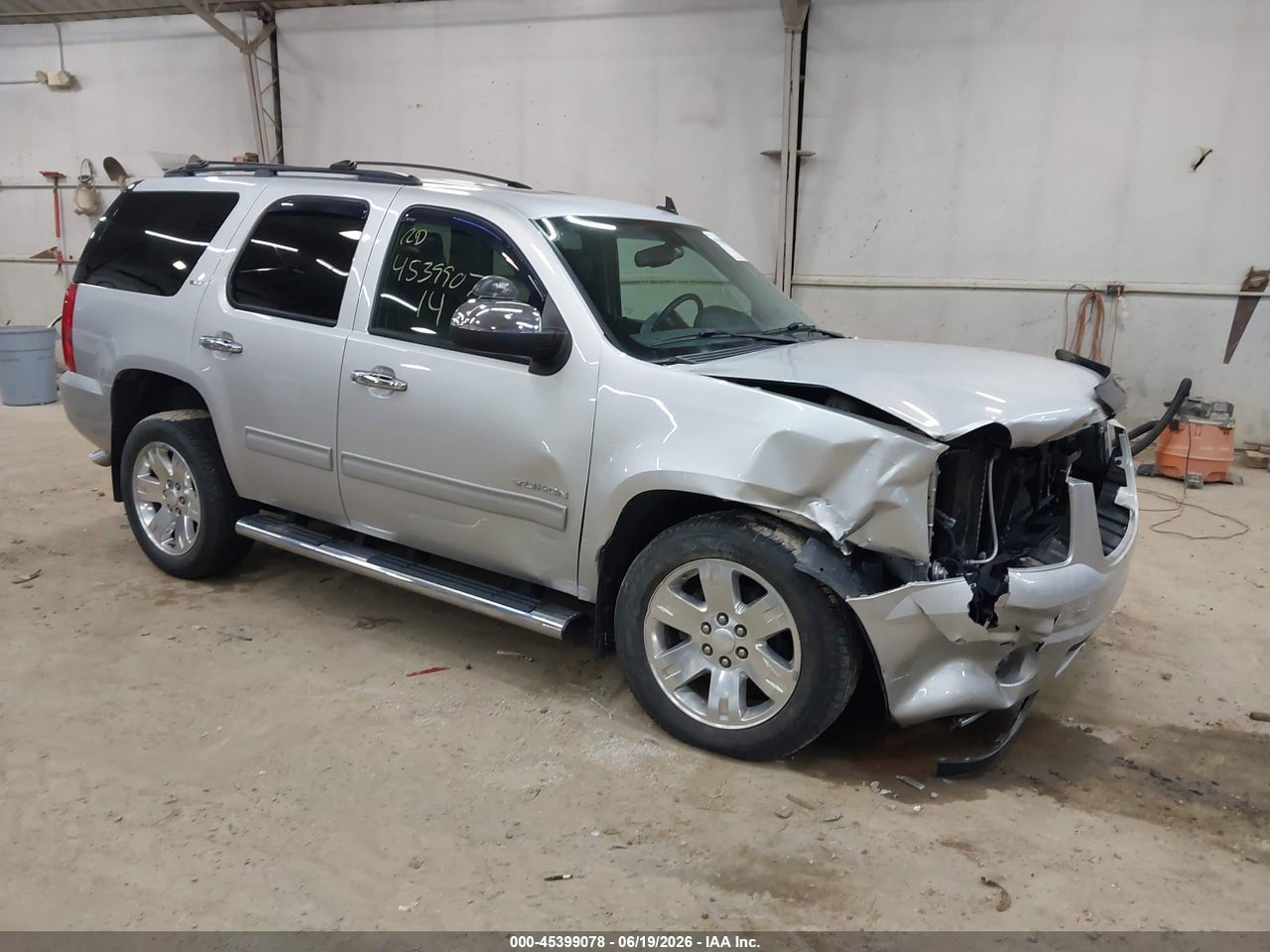2014 GMC YUKON SLT thumbnail 2