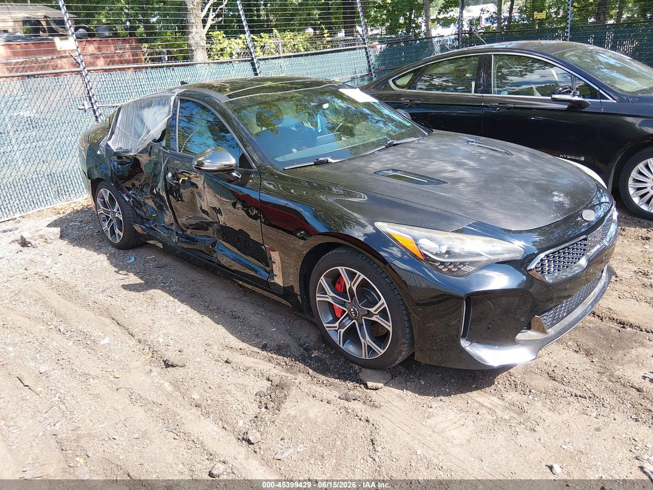 2018 KIA STINGER GT2 thumbnail 2