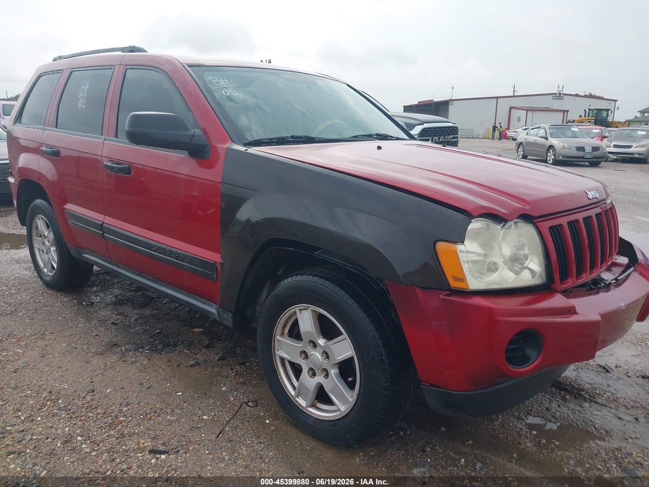 2005 JEEP GRAND CHEROKEE LAREDO thumbnail 2