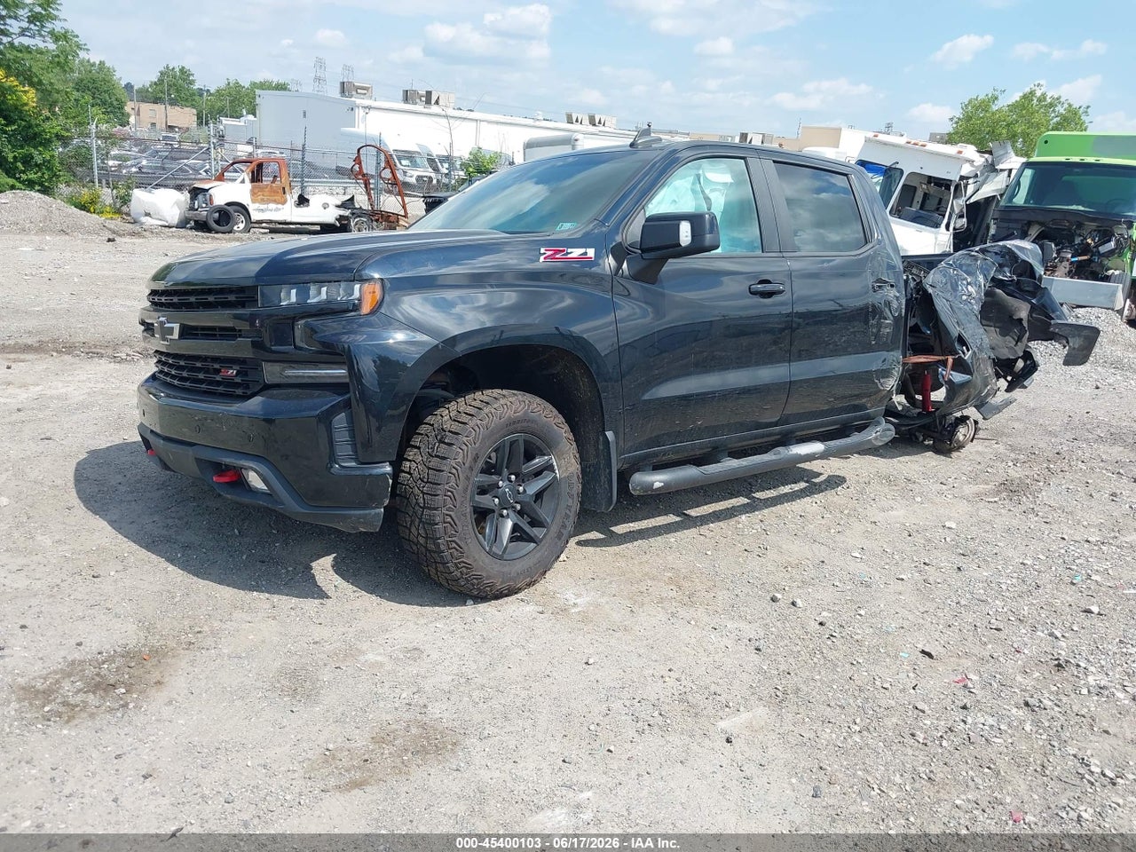 2021 CHEVROLET SILVERADO 1500 LT TRAIL BOSS thumbnail 3