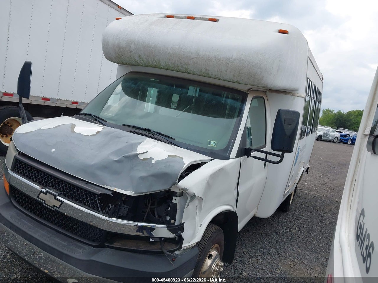 2008 CHEVROLET EXPRESS CUTAWAY WORK VAN thumbnail 3