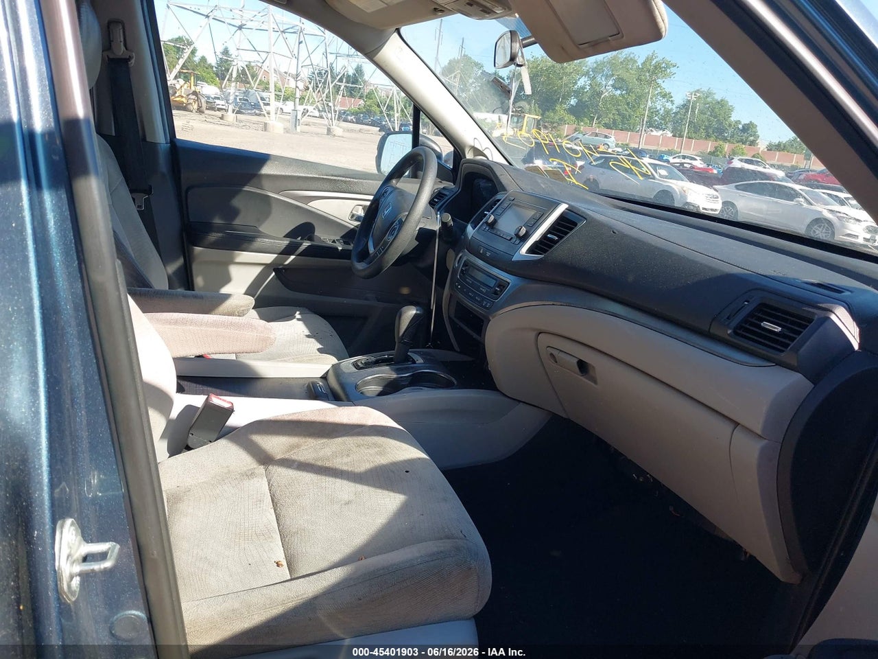 2016 HONDA PILOT LX thumbnail 6