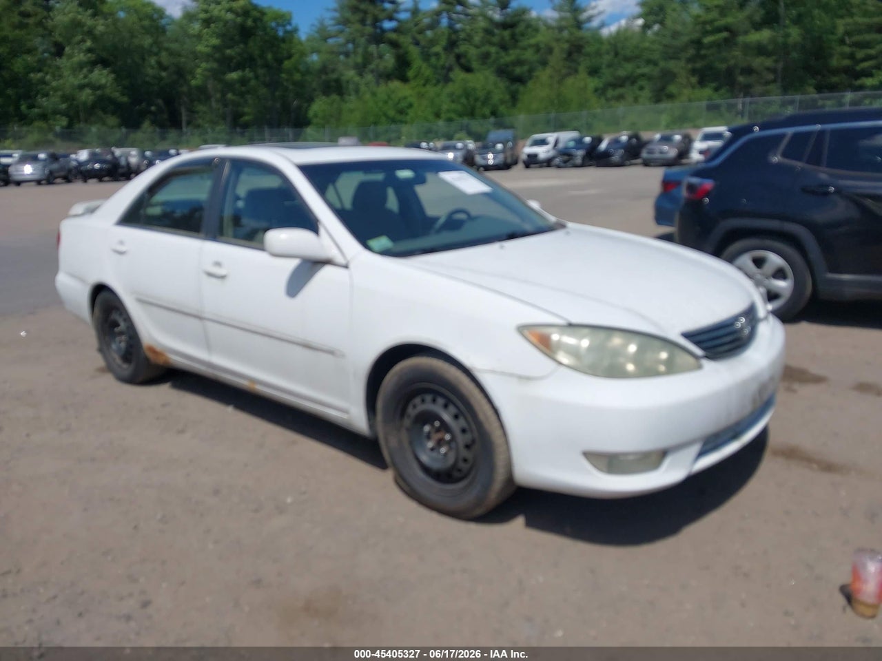 2006 TOYOTA CAMRY XLE thumbnail 2