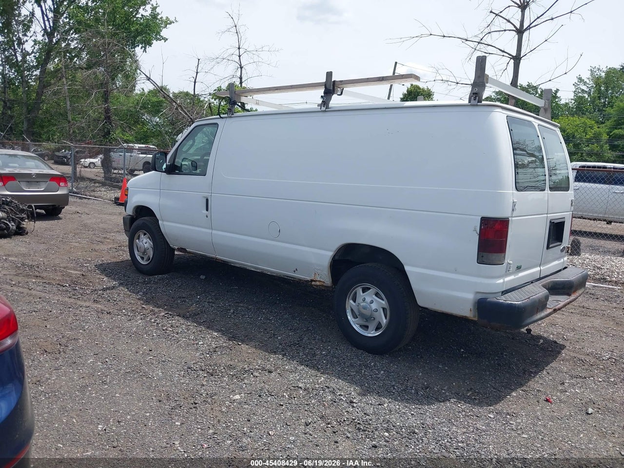 2010 FORD E-250 COMMERCIAL/RECREATIONAL thumbnail 4