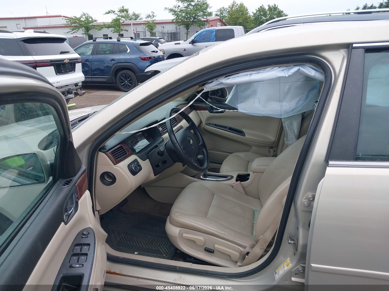 2009 CHEVROLET IMPALA LT thumbnail 6
