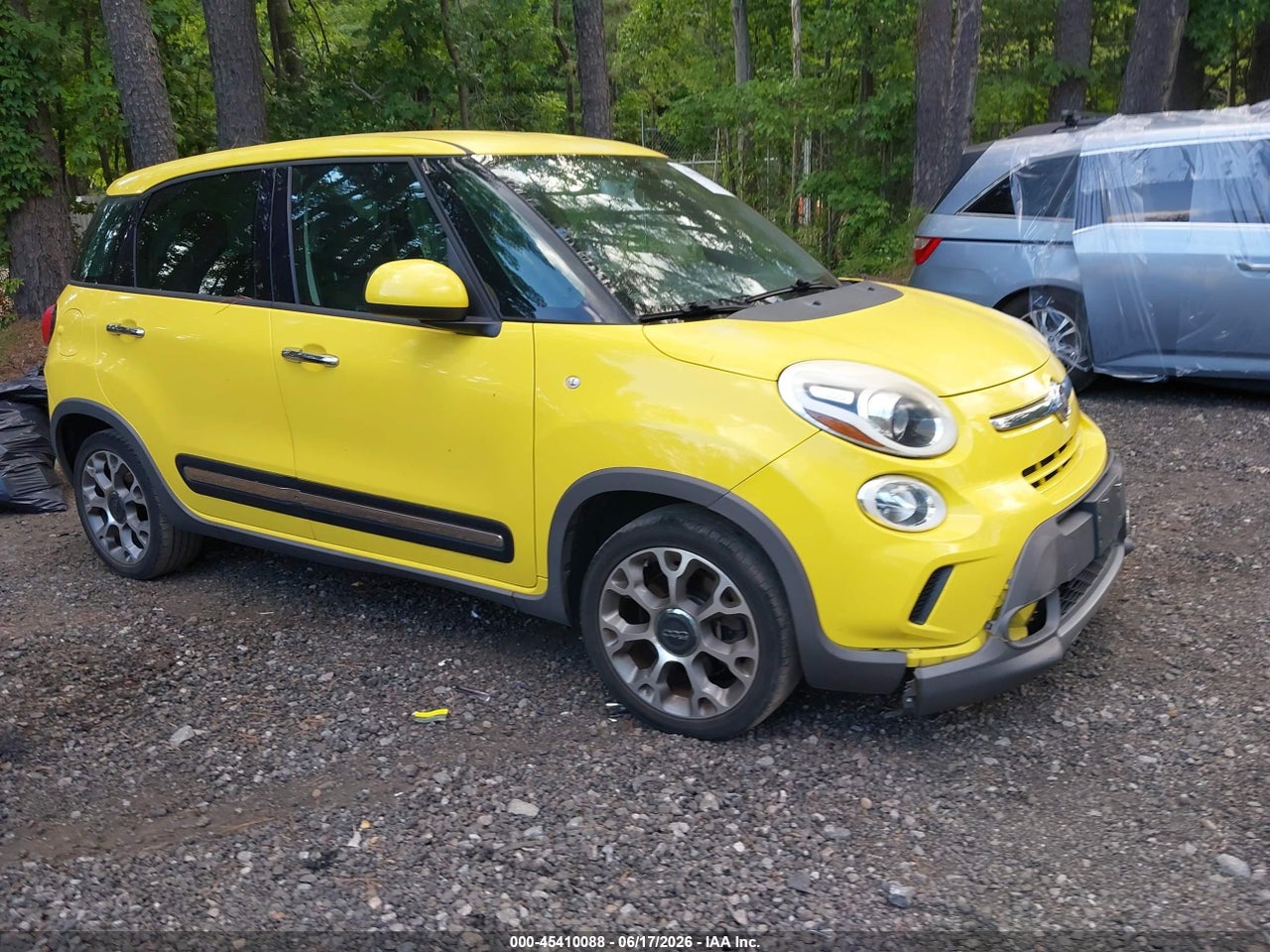 ZFBCFADH2FZ****** · 2015 FIAT 500L TREKKING